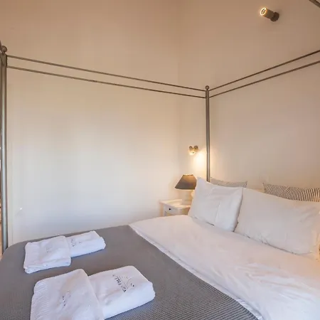 Kanonika Homes Stunning Sea View 公寓 *