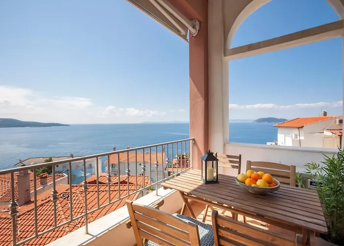 Kanonika Homes Stunning Sea View Apartment Appartamento *