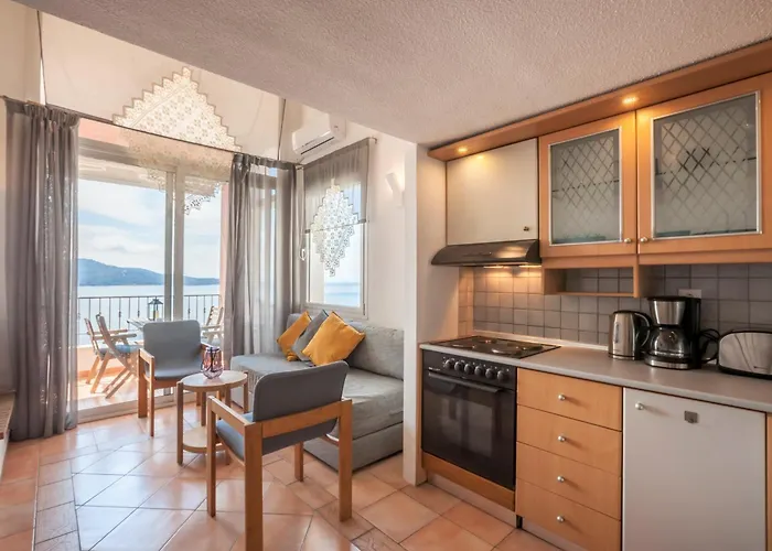 Kanonika Homes Stunning Sea View Apartment * Neos Marmaras