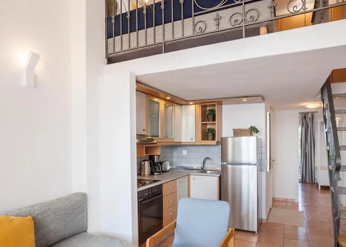 Kanonika Homes Stunning Sea View Apartment Appartamento *